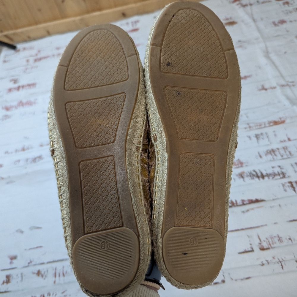 Tory Burch Gold Lace Espadrille Slip On Flatts - Picture 5 of 8